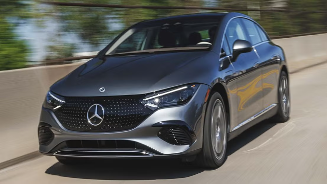 Mercedes-Benz EQE: Sedan Listrik Premium yang Menyatukan Kemewahan